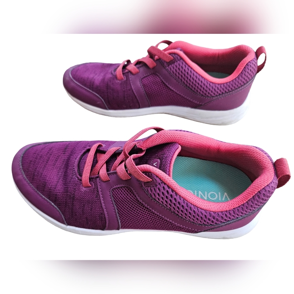 Purple Vionic Women's Malta Sneakers Size 9